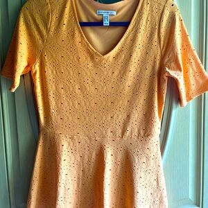 Isaac Mizrahi eyelet peplum top orange sherbet XXS.